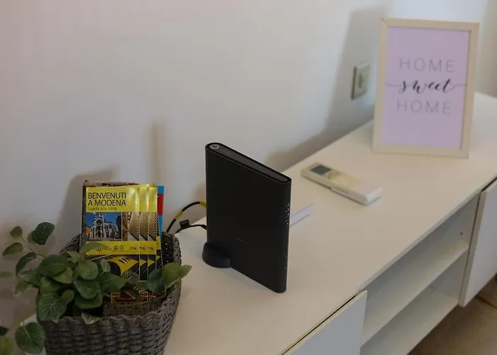 - Vicino Al Centro - Free Parking & Wi-fi Модена